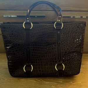 ⭐️NWOT⭐️ Dark Brown vinyl look Tote with extra matching accessories 12” x 18” 5”